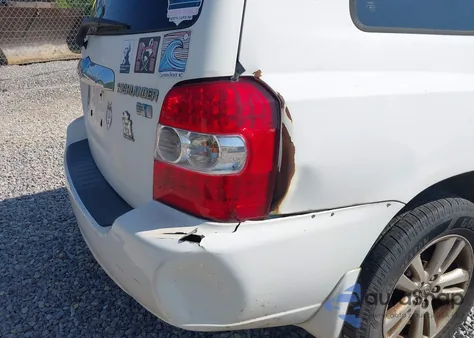 2006 Toyota Highlander Hybrid Limited V6 from USA, damaged, VIN JTEEW21A260005552